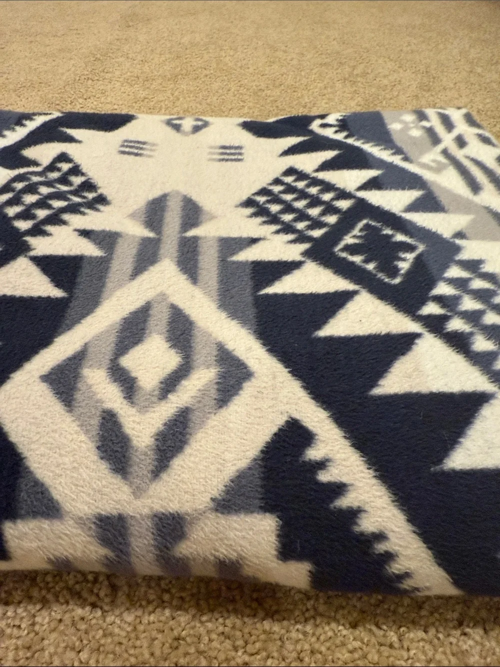 Pendleton Navy & White Geometric Fleece Throw